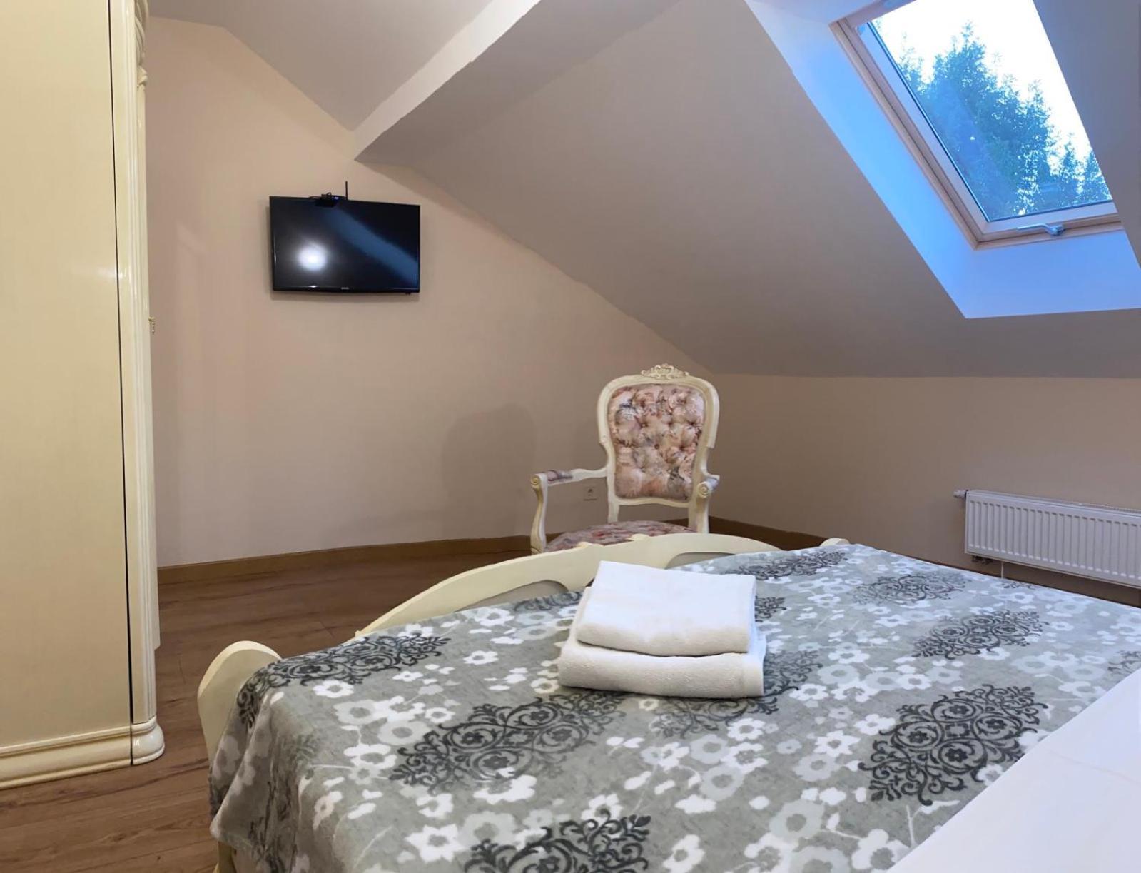 Apart Yaroslava Osmomysla 9 Square - City Center Liov Exterior foto