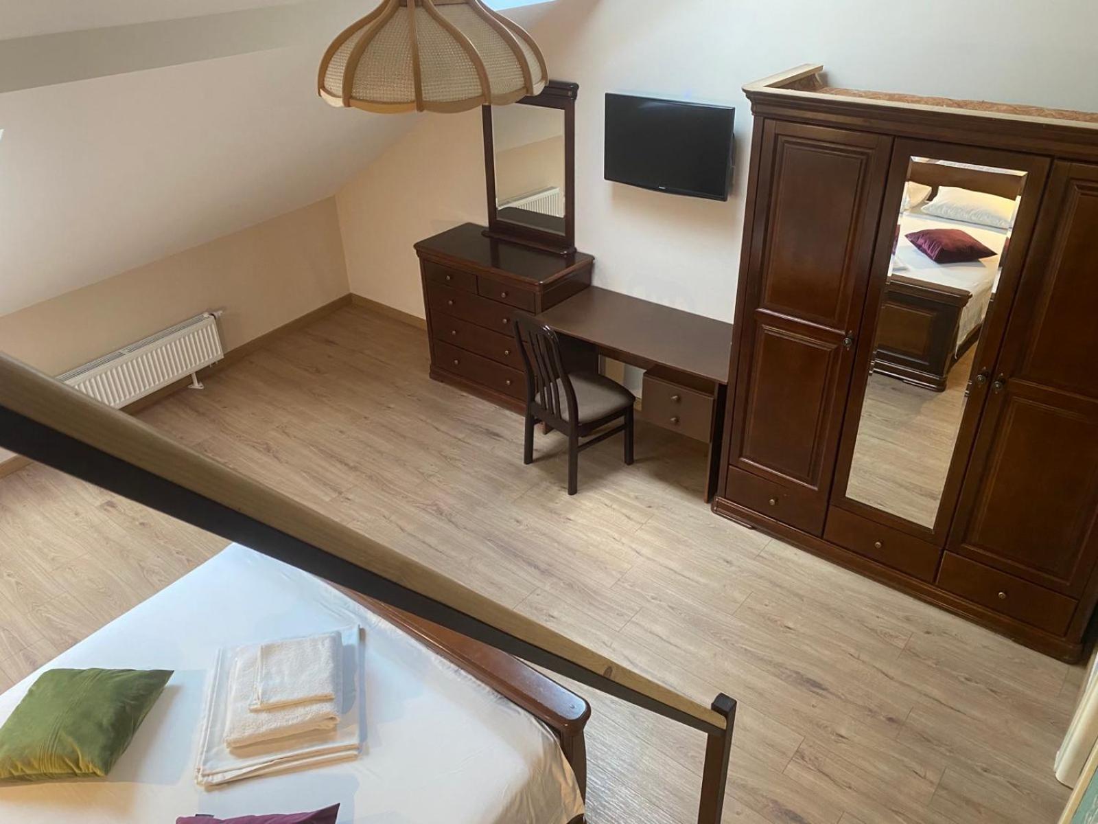 Apart Yaroslava Osmomysla 9 Square - City Center Liov Exterior foto