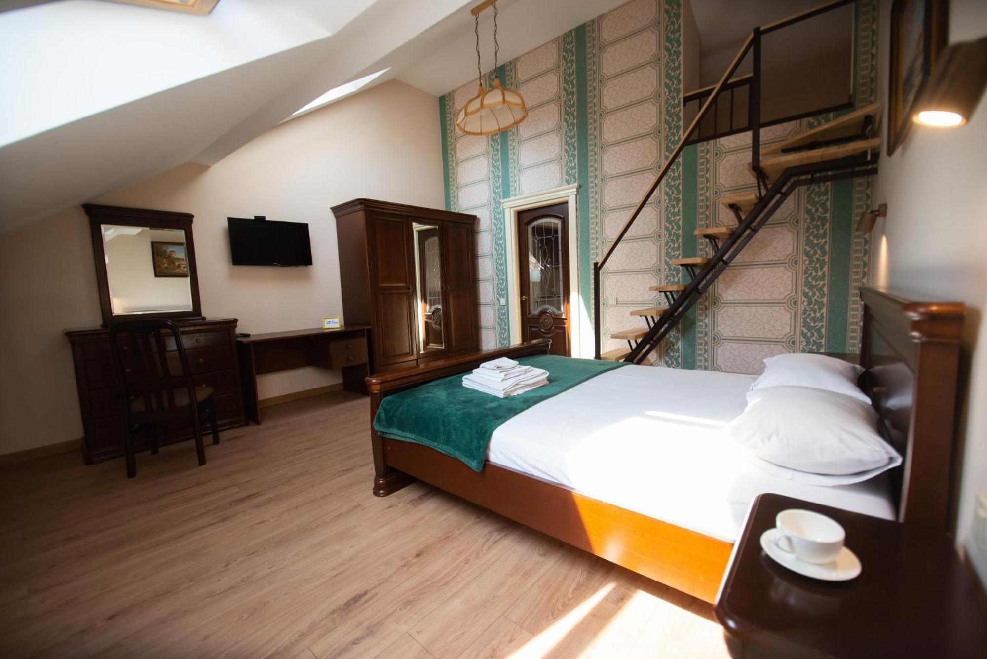 Apart Yaroslava Osmomysla 9 Square - City Center Liov Exterior foto