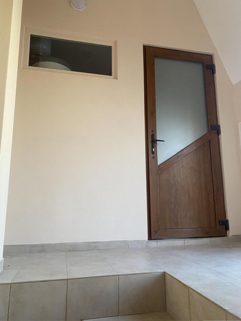 Apart Yaroslava Osmomysla 9 Square - City Center Liov Exterior foto