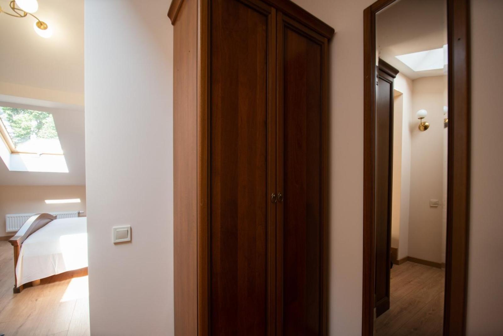 Apart Yaroslava Osmomysla 9 Square - City Center Liov Cameră foto